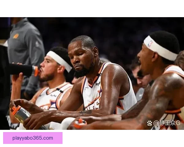 NBA东西部前十揭晓榜首竞争白热化雄鹿领衔十队无缘季后赛
